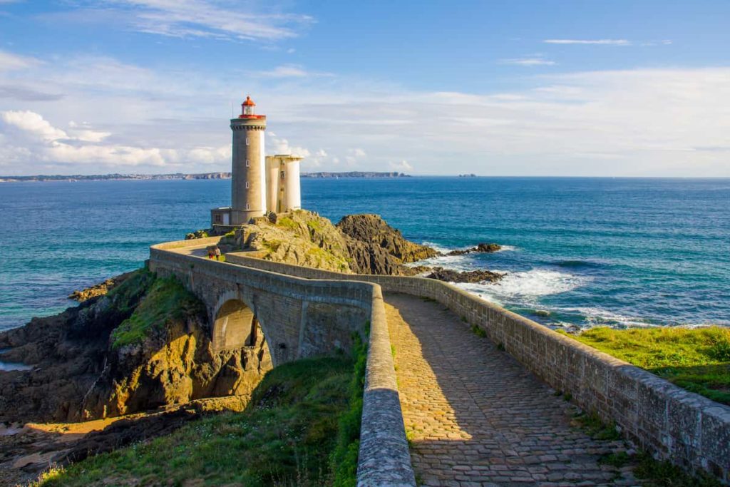 Phare du petit minou à Brest et sa vue sur la côte sauvage