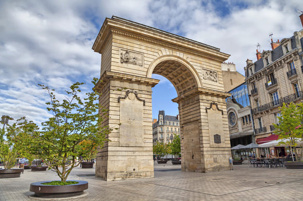 Porte Guillaume, Dijon